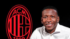 Estupiñán Debuta en Copa Italia: Milan vs. Bari ¡En Vivo! - Imagen principal del artículo