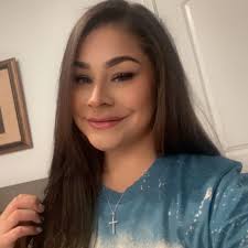 Danielle Galvan (@daniellegalvan7)