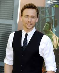 Наиболее известен по фильмам «полночь в париже» (2011). Tom Hiddleston Iron Man Wiki Fandom