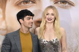 View this photo on instagram sophie turner / via instagram.com Sophie Turner Joe Jonas Das Baby Ist Da
