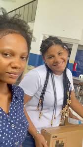 Eight Dominican students receive scholarships