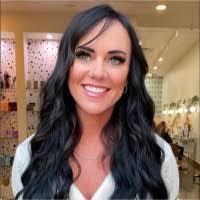 Tina Lanning's Instagram, Twitter & Facebook