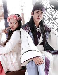 Set during the silla dynasty, sam maekjong is the son of the fallen king and present queen regent, jiso, but he has been kept in hiding for protection ever since he was a young boy, when his father was murdered. Hwarang The Beginning Hwarang Korean Actors Korean Drama Best
