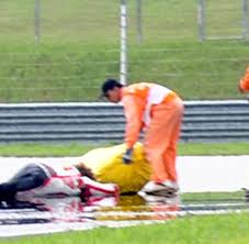 Auf motorradtouren in sachsen unterwegs: Motorrad Unfall Marco Simoncelli Stirbt In Kuala Lumpur Bilder Fotos Welt