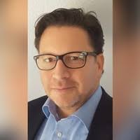 4 Profile mit dem Suchbegriff „Thomas Ell“