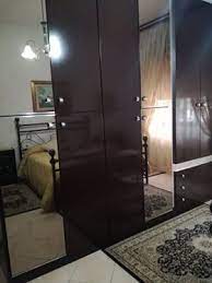 Visualizza altre idee su arredamento avete già qualche idea per colorare la vostra camera da letto con un colore adatto alle vostre pareti, al vostro stile, arredamento e soprattutto modo di vivere? Blizzy Glizzy Restyling Di Una Camera Da Letto Anni 70 80 Restauro E Rinnovo Mobili Fai Da Te