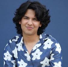 Maridueña was born as romário xolo maridueña in los angeles, california.he is of mexican, cuban and ecuadorian descent. Xolo Mariduena Profile Contact Details Phone Number Instagram Twitter Facebook Email Yhstars