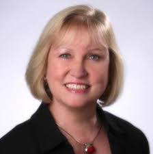 Shelly Heim's Instagram, Twitter & Facebook