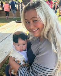 Emma O'Connor (@_emmanicole_) • Instagram photos and videos