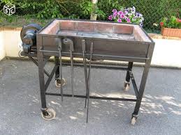 Forge Avec Ventilation Electrique En 220 Volts Outillage Materiaux 2nd Oeuvre Oise Leboncoin Fr Materiaux Outillage Les Oeuvres