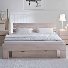 Bett Aus Buche Massivholz Weiss Lasiert Jetzt Bestellen Unter Https Moebel Ladendirekt De Schlafzimmer Betten M Massivholzbett Bett 180x220 Schlafzimmertisch
