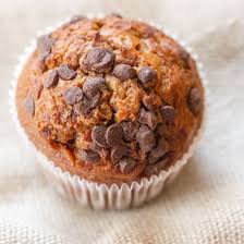 Muffins Aux Granola Cookies Chocolat Et Daim Recette Recette Gateau Facile Compote De Pomme Muffins Pepite Chocolat