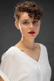 Amy Grace's Instagram, Twitter & Facebook