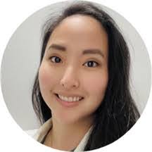 Jenny Pak's Instagram, Twitter & Facebook