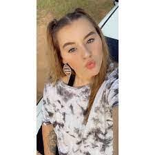 Tessa Hebert's Instagram, Twitter & Facebook