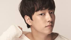 Lee Yoo Jin From “Produce 101 Season 2” Confirmed To Fill In For SHINee's  Onew On "Age Of Youth 2"