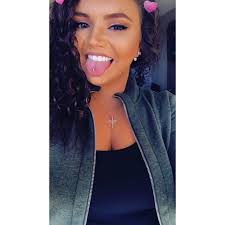 miriam ở New Orleans muốn biết tại sao kyle lại sử dụng paige như một cái  túi đấm. tức giận nhắn tin cho cô ấy không phải là động thái tại sao