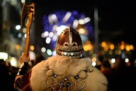 11 Magical Photos Of Edinburgh Preparing For New Year S Eve New Year Celebration Up Helly Aa Newyear