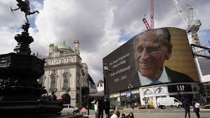 Lo scorso 16 marzo il principe filippo lasciò l'ospedale nel quale era ricoverato da circa un mese. 7ov Bmpawlyajm