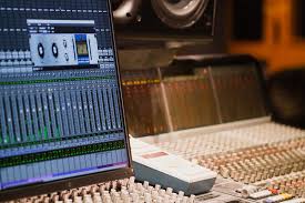 It has just about every input and. Utilizing Analog Gear In Your Digital Set Up Vintage King Blog Vintage King