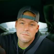 Who can change out a wheel bearing in Murfreesboro, TN?