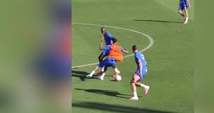 Bayern-Star Michael Olise zeigt seine Skills vor der WM