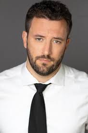 Darius Todd's Instagram, Twitter & Facebook