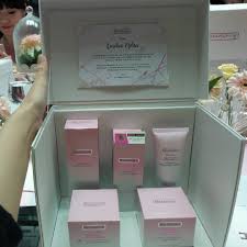 2% can improve wrinkles, particularly in the eye area. Bio Essence Tanaka Bio White Advanced Whitening Night Cream Review Female Daily