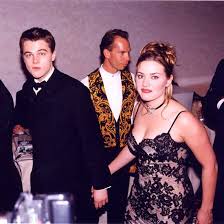 Entre otros ofelia, en hamlet. Kate Winslet And Leonardo Dicaprio S Friendship Is Hollywood S Greatest Love Story