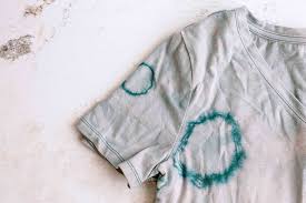 The tumble dry will knock the bleach powder loose without bleaching your shirt any further. Using Chlorine Bleach To Create Clothing Designs