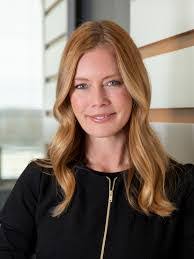 Tara Olson's Instagram, Twitter & Facebook