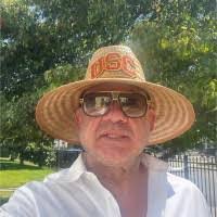 Alex Kole's Instagram, Twitter & Facebook