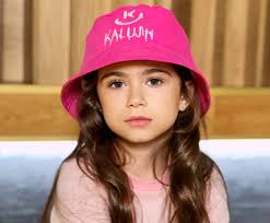 Raising funds for spaceship to get rid of Russians: 6-year-old Sofiia sings  to support Armed Forces of Ukraine