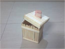 Merhaba ben msd , kanalım msd de kendin yap , nasıl yapılır , hayat hileleri ,hayata dair i̇lginç. Evdeki Malzemelerden Kumbara Yapimi En Iyi Hediye Fikirleri