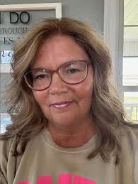 Mom and daughter team to care for others as nurses in Marion