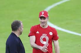 Check out his latest detailed stats including goals, assists, strengths & weaknesses and match ratings. Robert Lewandowski Stars As Bayern Munich Celebrate Bundesliga Win In Style