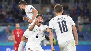 Die mannschaft vom stiefel gilt italiens mannschaft bei ihrem letzen großen erfolg, dem 4. Italien Bei Der Em 2021 Kader Ruckennummern Spielplan Ergebnisse Highlights Goal Com