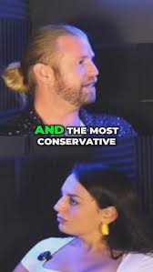 ☀️ Fort Lauderdale is shining brighter than ever! ☀️ This stunning solar  installation isn't just a pretty sight—it's a powerhouse of clean energy,  lower bills, and long-term savings. 🌞💡 With Florida's endless