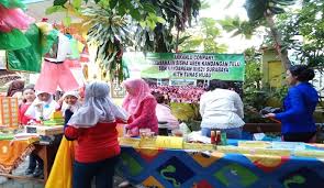 Bikin melongo 5 fakta tidak lazim tentang sekolah siswi di jepang. Gelar Bazar Tiap Minggu Minggu Pertama Keuntungan Bazar Sdn Kandangan Iii Digunakan Untuk Infaq Tunas Hijau Id