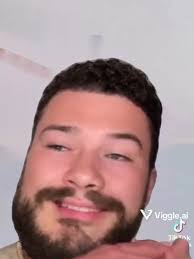 Donovan Guidry's Instagram, Twitter & Facebook