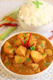 Poulet Au Curry Indonesien Elle Mijote Quelque Chose Recette Recettes De Cuisine Poulet Curry Recette Poulet