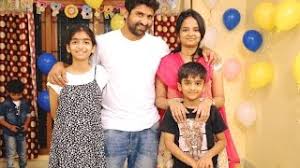 Sekhar Master Biography Biodata Age Family Wife Career Shows Dob My dad s birthday surprise sahithi vinni sekhar studio. sekhar master biography biodata age
