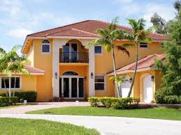 This is the time to replace broken siding, fix split or decayed window trim, replace deteriorated corner. Exterior House Painting Do It Yourself Or Employ A Expert Exterior Paint Colors For House House Paint Exterior Exterior House Colors