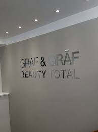January 1 at 9:06 am ·. Friseur Karben Kosmetik Make Up Graf Graf Beauty Total La Biosthetique Friseursalon