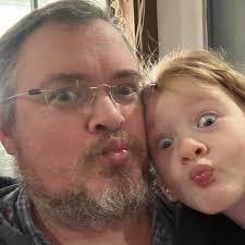 Wrapping up the 2025 year with one last blade! A hand forged Kabar Style  Bowie… out of heat treat getting in some hard whacks