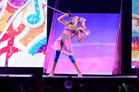Consecutively, jojo was also featured in dance moms, which was a lifetime reality show which followed the aldc team. Jojo Siwa S Coming Out Is As Remarkable As It Seems