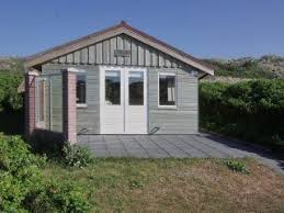Konnet Is Een 4 Persoons Vakantiehuis Op Vlieland Konnet Ligt In De Duinen Van De Kaap Vakantie Reizen Duin