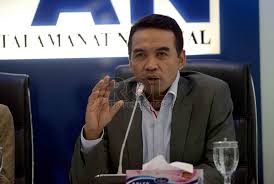 Maybe i dont know how to express things in words maybe it is just 'hangat hangat tahi ayam' maybe no time. Blusukan Menteri Jangan Hanya Hangat Hangat Tahi Ayam Republika Online