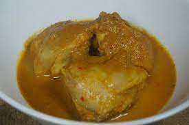 Jom kita masak kari ikan cara org dulu yang che nom belajar dari bonda tersayang. Cik Akh Kitchen Resepi Ayam Masak Kari Merah Thai 1 Ekor Facebook