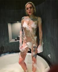 Skylar Grey Nude Photo Collection - Fappenist